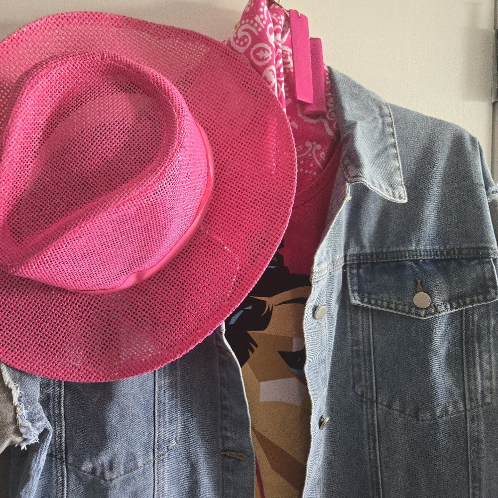 4pc PINK BUNDLE (HAT- SCARF -EARRINGS-FRINGE TOP}